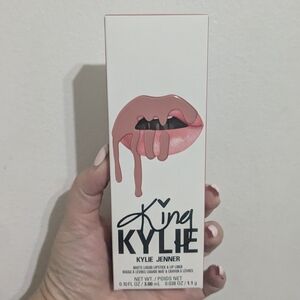 Kylie Cosmetics King K Matte Lip Kit - A Decade